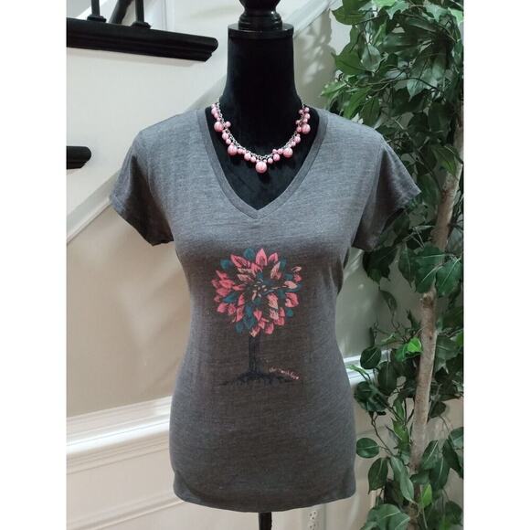 The North Face Women's Gray Slim Fit V Neck Short Sleeve Top Blouse Size Medium - Picture 13 of 13